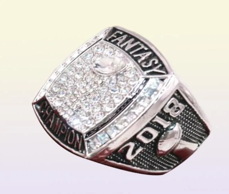 Factory Whole 2018 Fantasy Football Ring USA Taglia da 7 a 15 con scatola espositiva in legno Drop 8596012