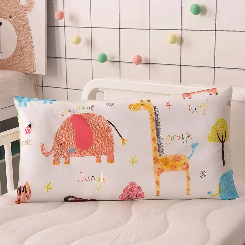 10 Color Cartoon Cotton Kids Pillow Soft Washable Baby Sleeping Head Cushion Leden Rectangle Toddler Portable neadest 240127