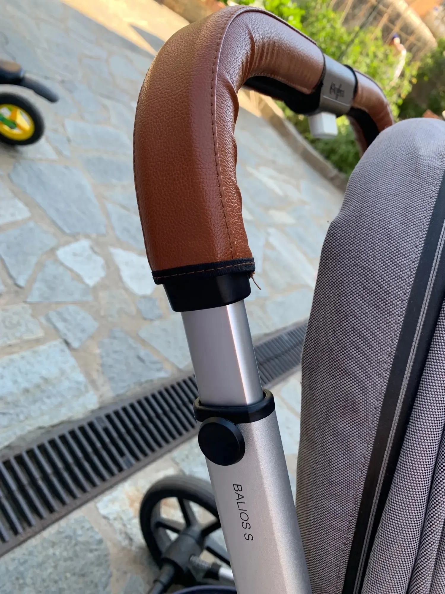 cybex mios jewels of nature Lux Carry Cot PSA Auto Color + Length:166 Length - Crazy Eye DKNY Bryant Leather Top Showcasing the skillful craftsmanship