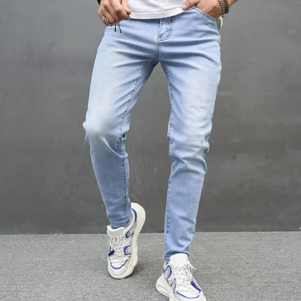 Mode Streetwear hommes Simple solide Style maigre Long jean mâle qualité décontracté Jogging Denim pantalon pour hommes 240131