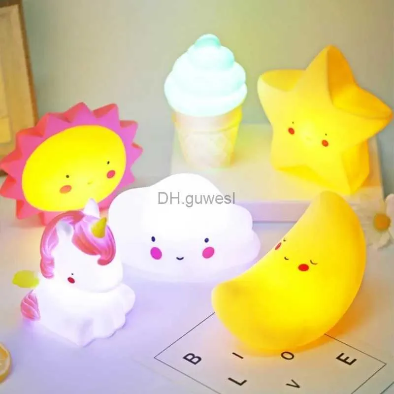 Nachtlichter Cartoon Weihnachten Nachtlicht LED Dekoration Mond Stern Mädchen Kinder Kinder Spielzeug Lampe für Nachtzimmer mit Batterie YQ240207