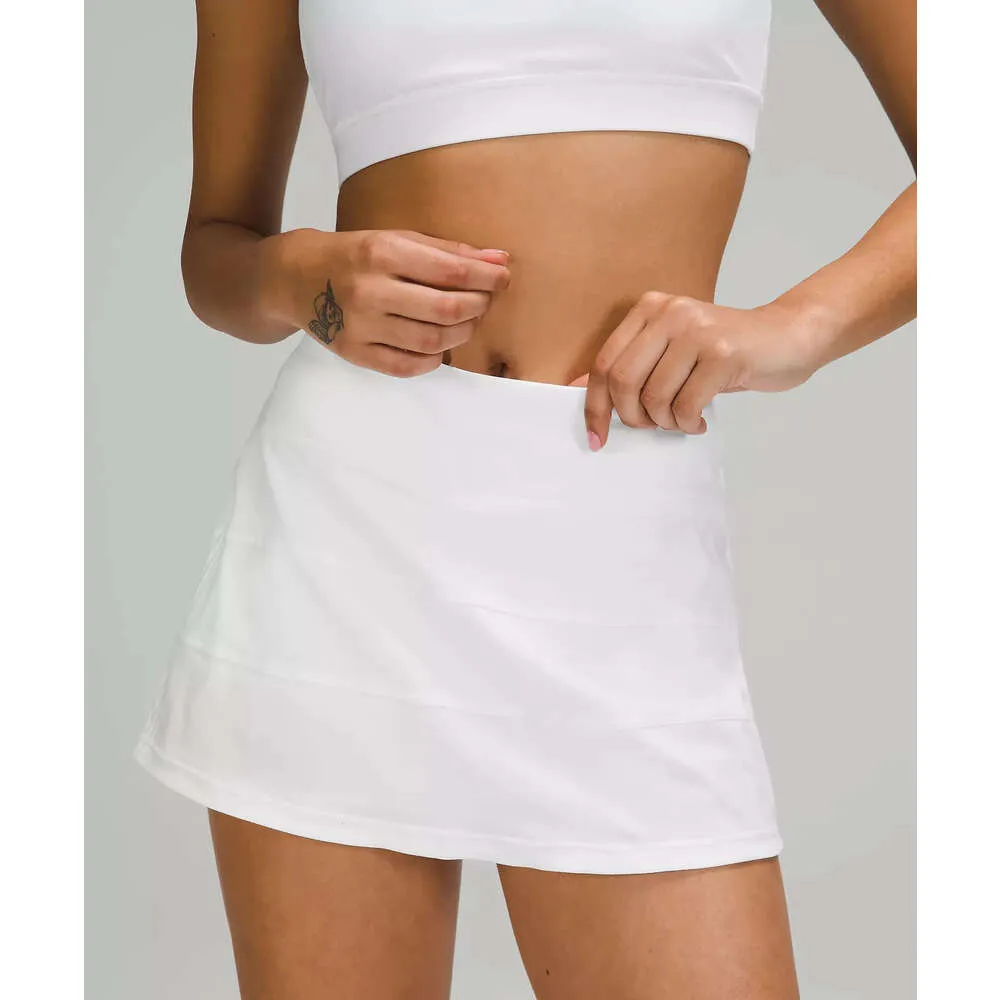 Lu Shorts Align femmes jupes été minceur Tennis Golf Pace Rival taille moyenne sport Anti-exposition réduction de l'âge nu sensation jupe courte citron LL Jogger Lu-08 2024