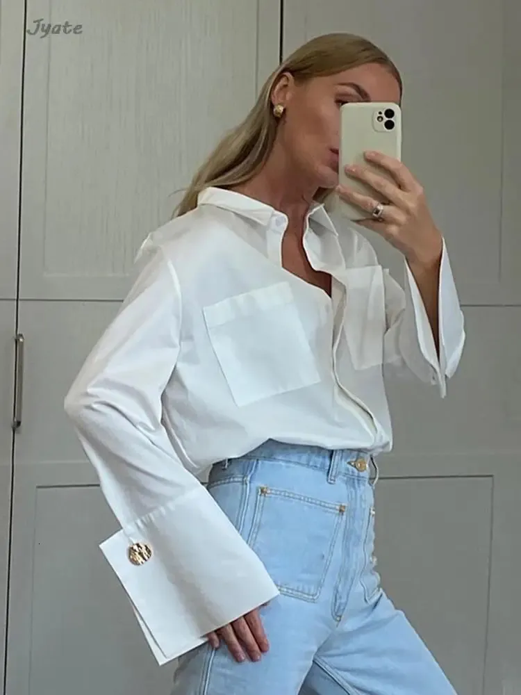 Jyate Mode Frau Blusen Elegante Revers Langarm Büro Dame Shirts Beiläufige Lose Weiß Taschen Tops Weibliche Kleidung 240123