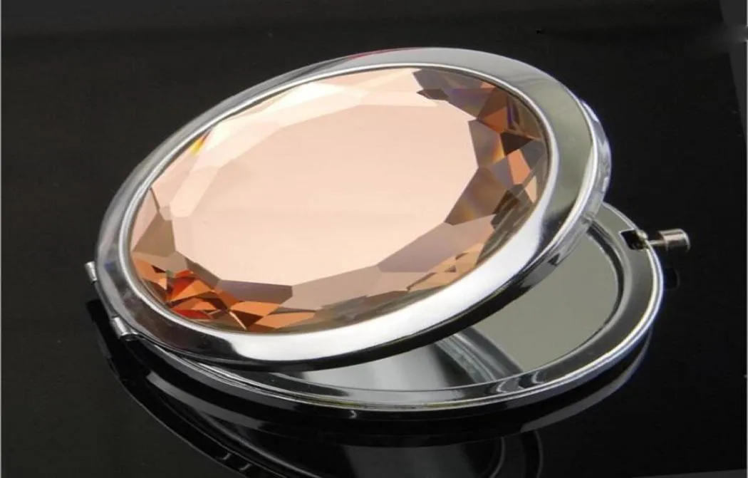 Miroir compact cosmétique gravé Miroir de maquillage pliant de 7 cm Miroir compact avec miroir de poche en métal cristal pour cadeau de mariage 4291369