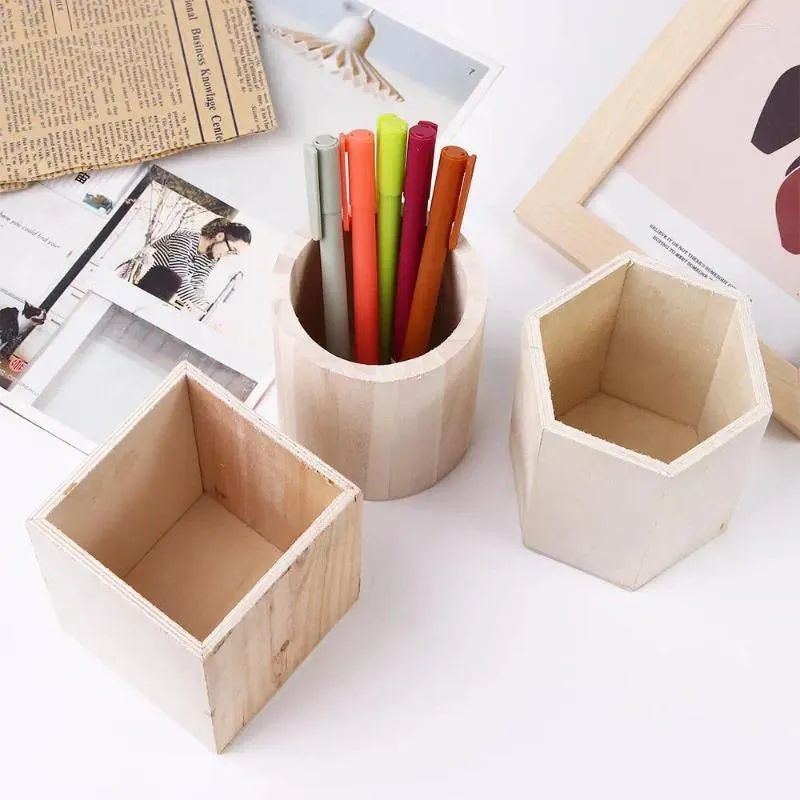 Flaskor Fashion Lovely Pencil Holders Multifunktionella träförvaring Box Simplicity Office Desk Decoration Organizer