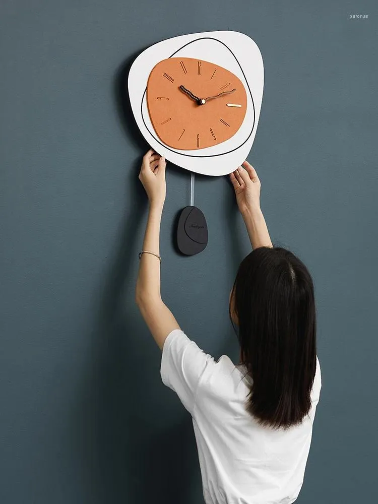 Väggklockor mode enkel klocka modern design sovrum nordisk kreativ mekanism vardagsrum reloj de pared heminredning 50