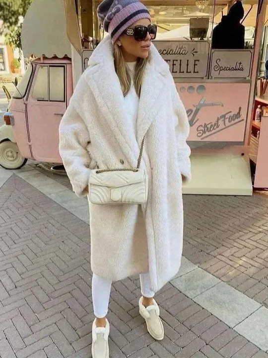 Fashion Turndown Collar Fake Fur Overcoat Women Elegant V Neck Long Sleeve Plush Coat Winter Chic Lady Warm Streetwear 240124