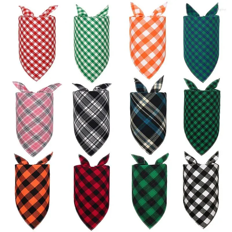 Vêtements de chien 100pcs / lot Pet Chiot Chat Plaid Bandanas Collier Écharpe Cravate Mouchoir GR16 Sur Mesure