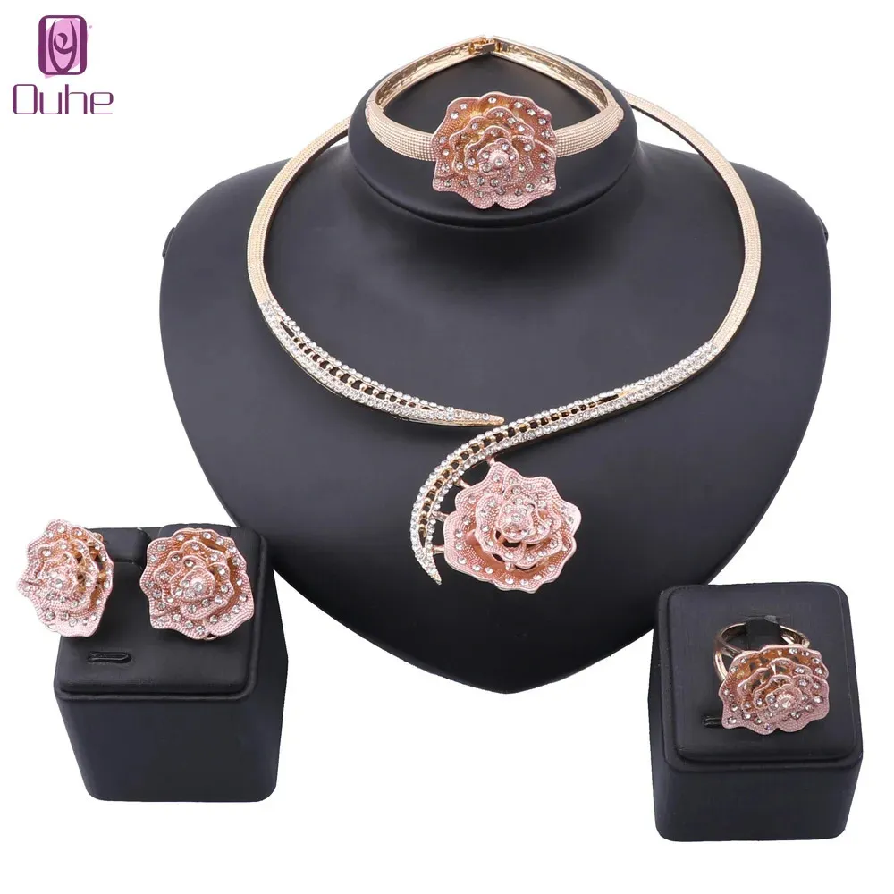 Handgemaakte Dubai Gouden Kleur Kristal Rose Bloem Sieraden Mode Bruiloft Afrikaanse Kostuum Ketting Oorbel Sieraden Sets 240122