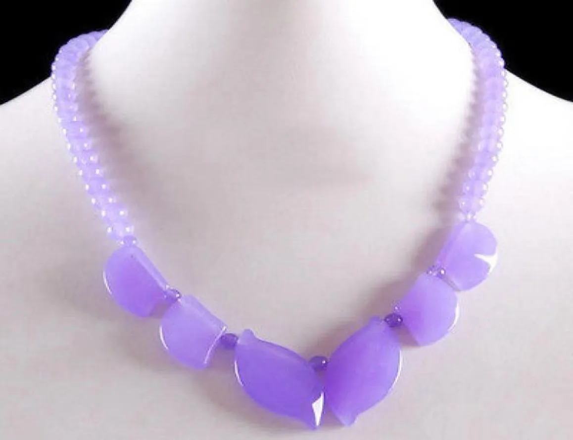 Collier avec fermoir plaqué or blanc, perles de jade de lavande violette entière, feuilles50000962883224