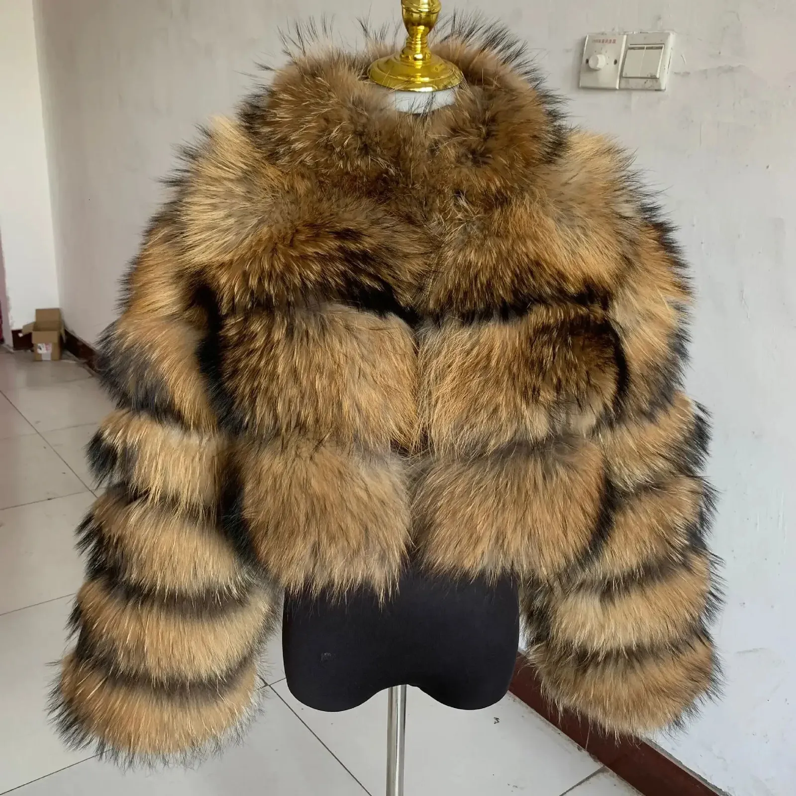럭셔리 밍크 쇼트 코트 여성 겨울 최고 패션 가짜 모피 코트 우아한 두꺼운 따뜻한 겉옷 가짜 모피 여자 지퍼 가피 재킷 240125