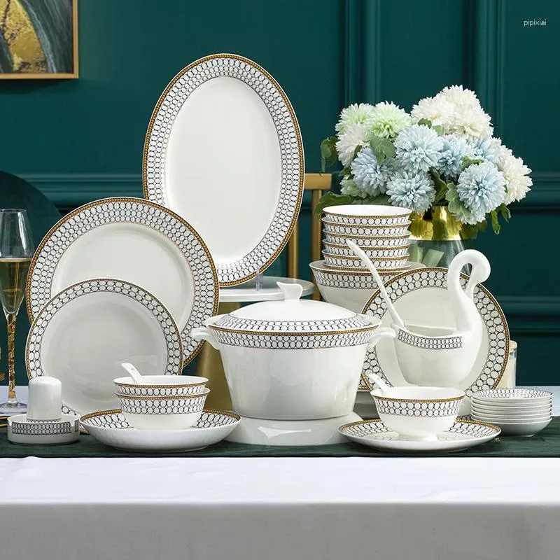 Serviessets Modern Europees licht luxe servies Eetkommen en borden Combinatie eetstokjes als geschenk