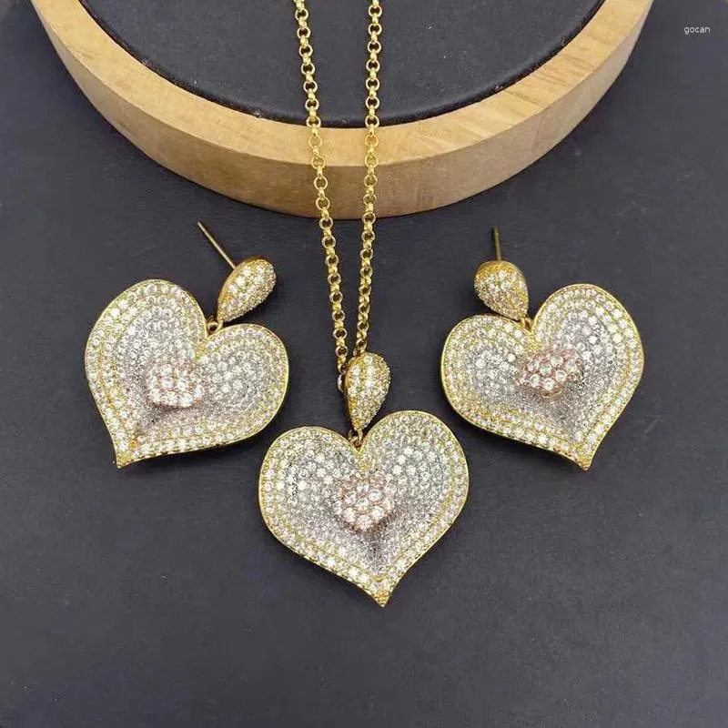 Collana con orecchini Lanyika con splendido micro intarsio a forma di cuore in zirconi per regalo di gioielli di lusso per banchetti da donna