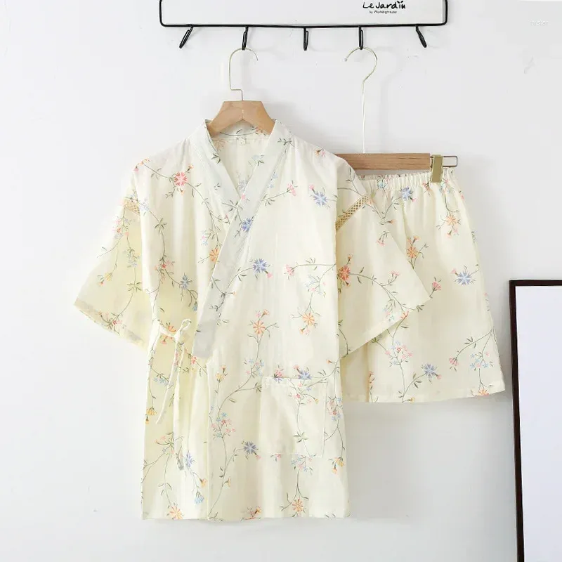 Kvinnors sömnkläder japanska kortärmade shorts kvinnor pyjamas gaze bomull kimono söt v-ringning pyjamas set badrock
