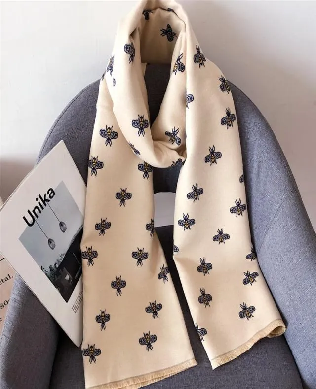 Fashion autumn and winter the highquality designer new ladies small bee imitation cashmere scarf long twouse warm neck shawl2188744