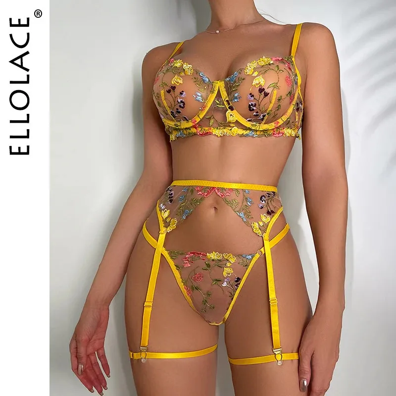 Ellolace Lingerie Sensuelle Sous-vêtements en dentelle Broderie transparente 3 pièces Jarretières Fantaisie Belle Kits de soins de la peau courts Intime 240127