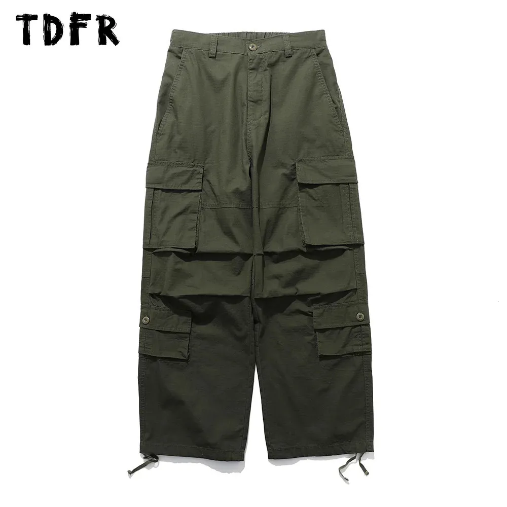 Multi-Pocket Solid Color Cargo Cpants Mense Pleated Elastic midja Safari Style Loose Straight Wide Ben Jogger Pants Men 240126