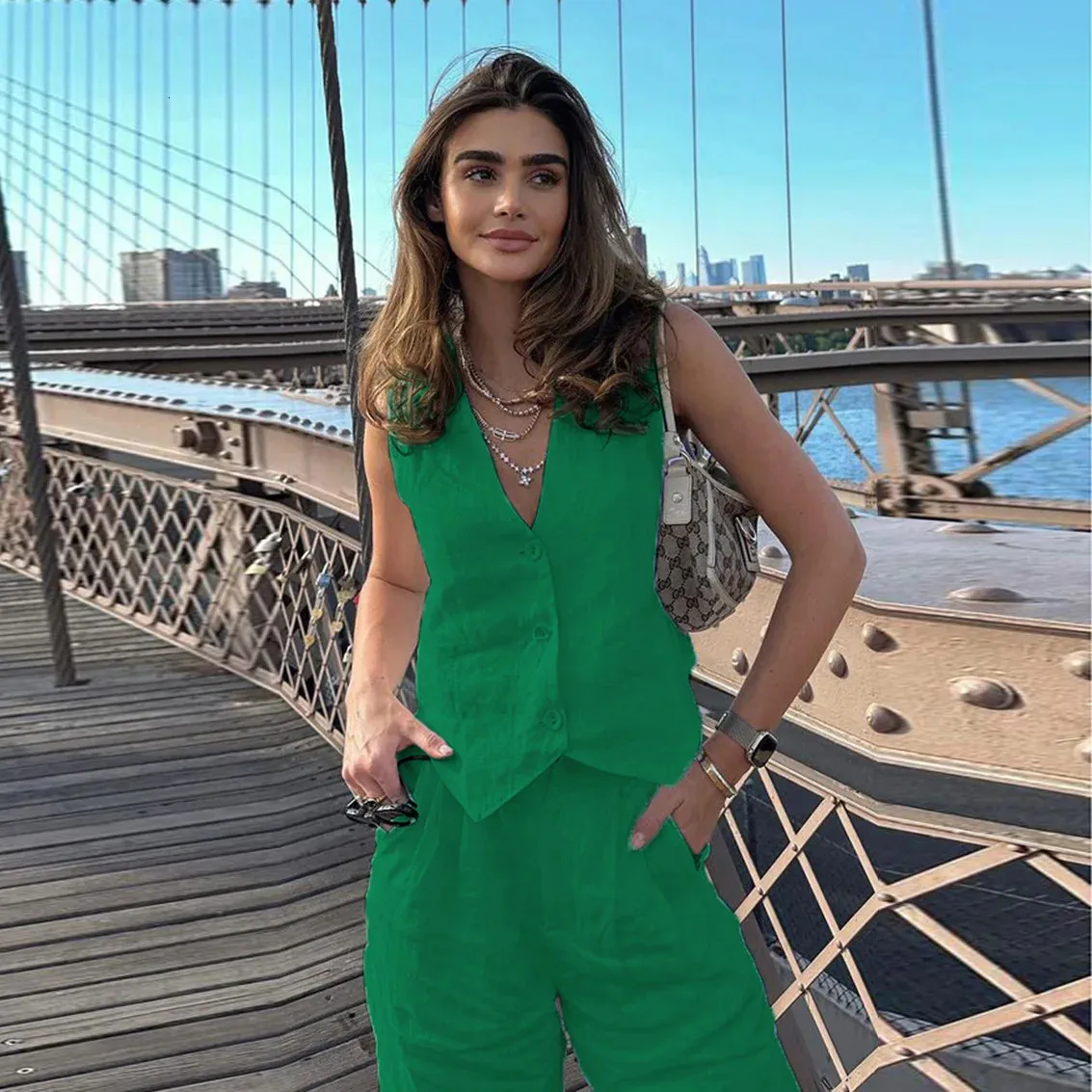 Tailleur Chic Ensemble Ensemble 2 Pièces Femme Élégant - Débardeur Sans Manches Pantalon Large - Taille UE Tailleur Chic Ensemble Ensemble 2 Pièces Femme Élégant - Débardeur Sans Manches Pantalon Large - Taille UE