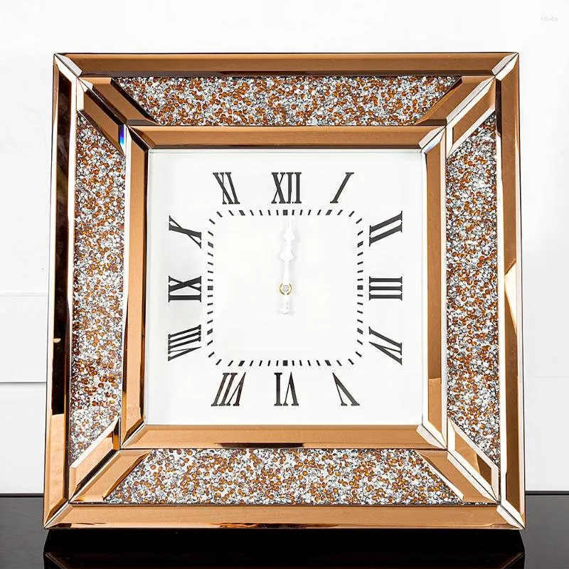壁の時計大型鏡の時計モダンデザインラグジュアリークリスタルクリエイティブダイヤモンドインサートノルディックゴールドホーム装飾50cm装飾