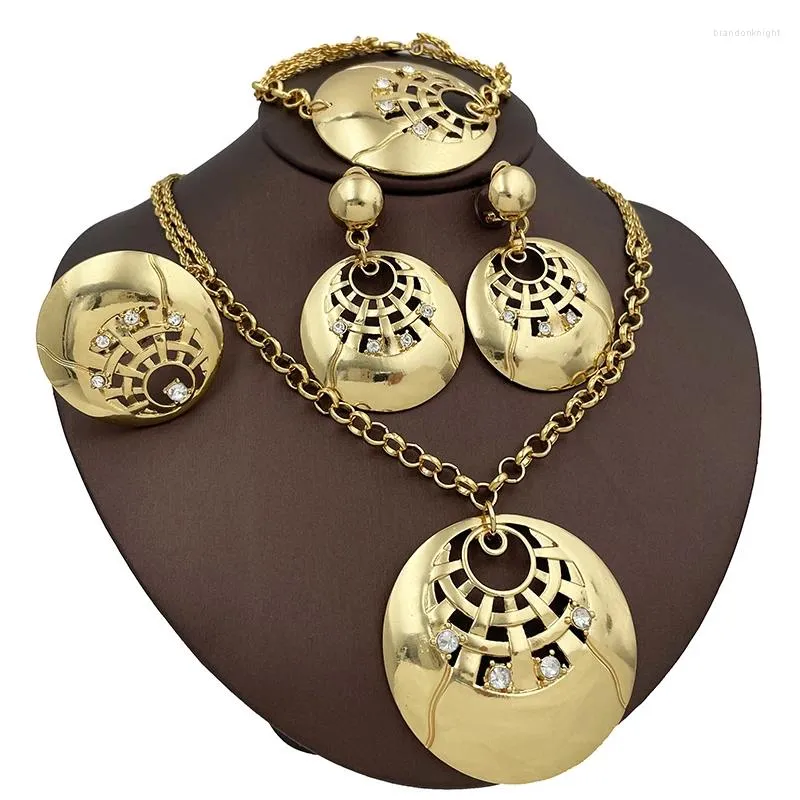 Collana Orecchini Set Dubai Gioielli placcati in oro per le donne Orecchini con strass Bracciale Anello Regalo per feste Matrimonio Abbigliamento quotidiano