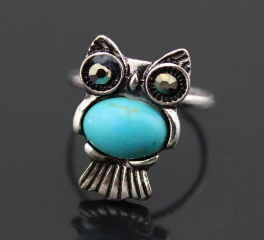 Bijoux entiers 50pcsLOT rétro Antique plaqué argent Tribal belle chouette Turquoise anneaux fille femmes 039s anneaux en alliage réglable99896368843585