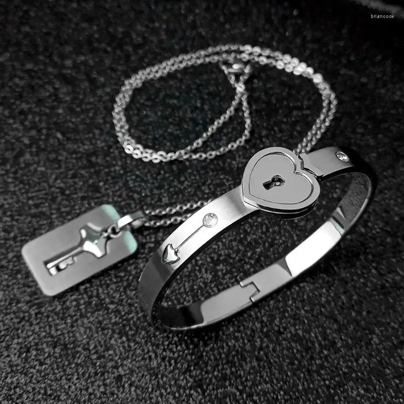 Halskette Ohrringe Set Exquisite Liebe Herz Schloss Armband Armreif Schlüsselanhänger Geschenk für Freund Freundin Verlobung