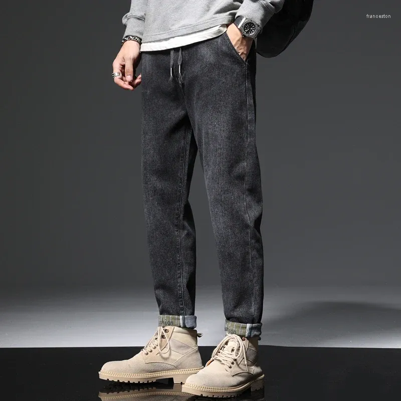 Mäns jeans 2024 Spring/Summer High Quality for Fashion Versatile Casual Elastic Slim Fit Straight Leg K1299