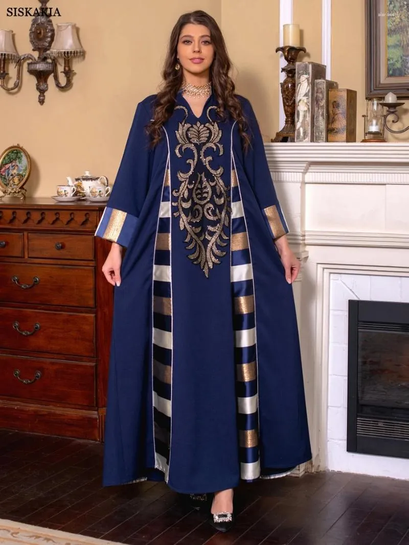 Etniska kläder Elegant Casual Floral broderi lapptäcke Långa klänningar Vintage Kontrast Färg Kaftan Ramadan Gulf Abayas för kvinnor