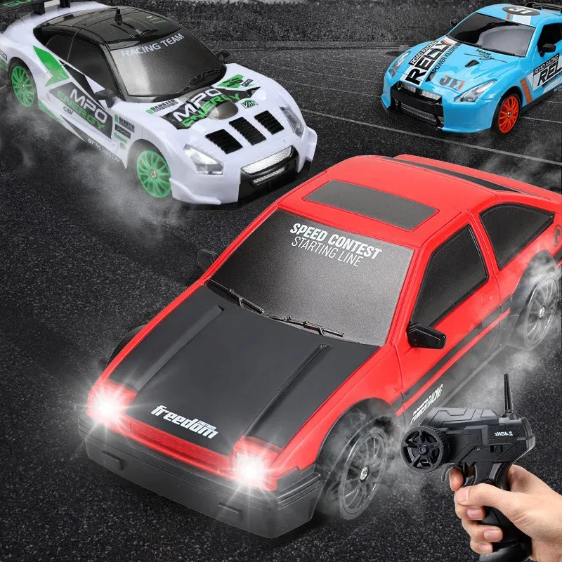 2.4G Drift Rc Car 4WD RC Drift Car Toy Telecomando GTR Modello AE86 Veicolo Auto RC Auto da corsa Giocattolo per bambini Regali di Natale 240123