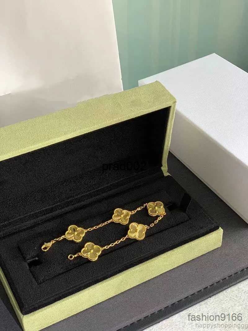 2023 luxo van trevo designer pulseira pérola 4 peças 18k ouro pulseira colar brincos diamante casamento laser marca pulseira charme
