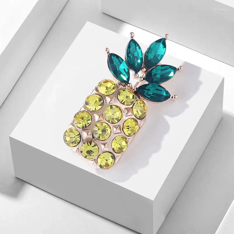 Brooches Fashionable And Personalized Golden Yellow Glass High-end Fruit Pineapple Brooch