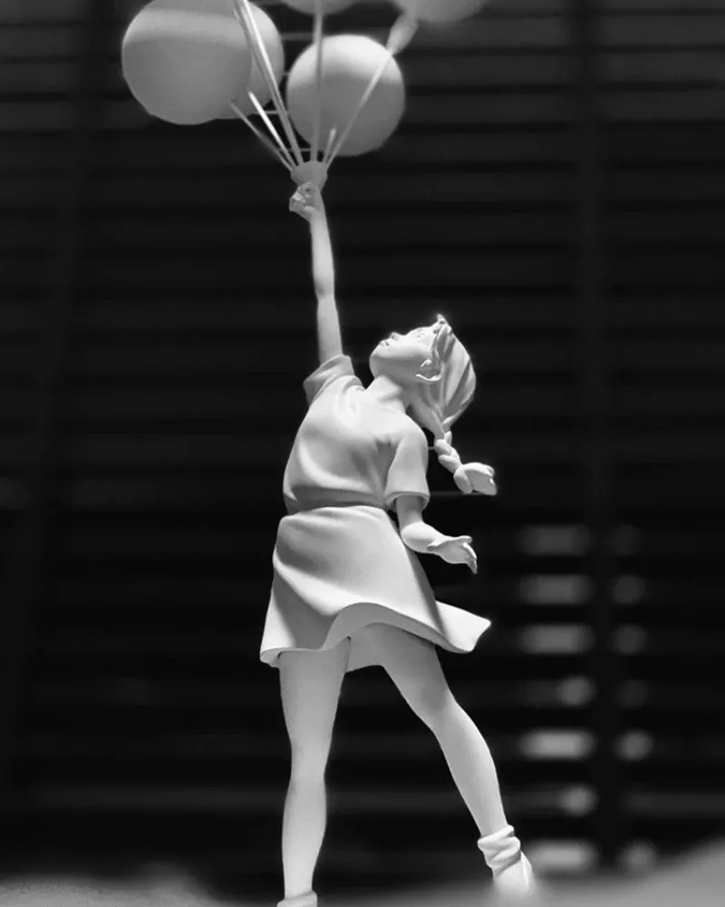 アートバルーンガール彫像バンクシーフライングバルーンガール彫刻樹脂クラフトホームデコレーションクリスマスギフトリビングルームデコレーション240202