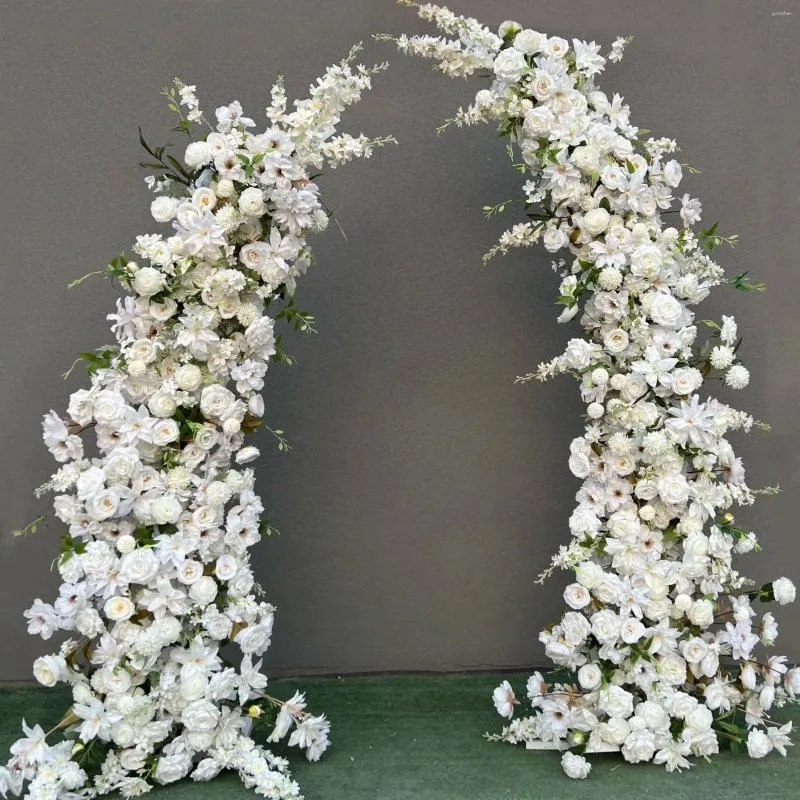 Fleurs décoratives de luxe, Arrangement Floral blanc, ensemble d'arc de trompette, rangée de fleurs en forme de fausse lune, décoration d'arrière-plan pour fête de mariage