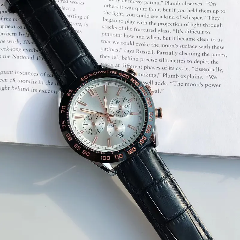 Orologi da uomo di lusso orologi al quarzo designer di alta qualità delle migliori marche orologi impermeabili cinturino in gomma con vetro zaffiro regali per le vacanze aaa