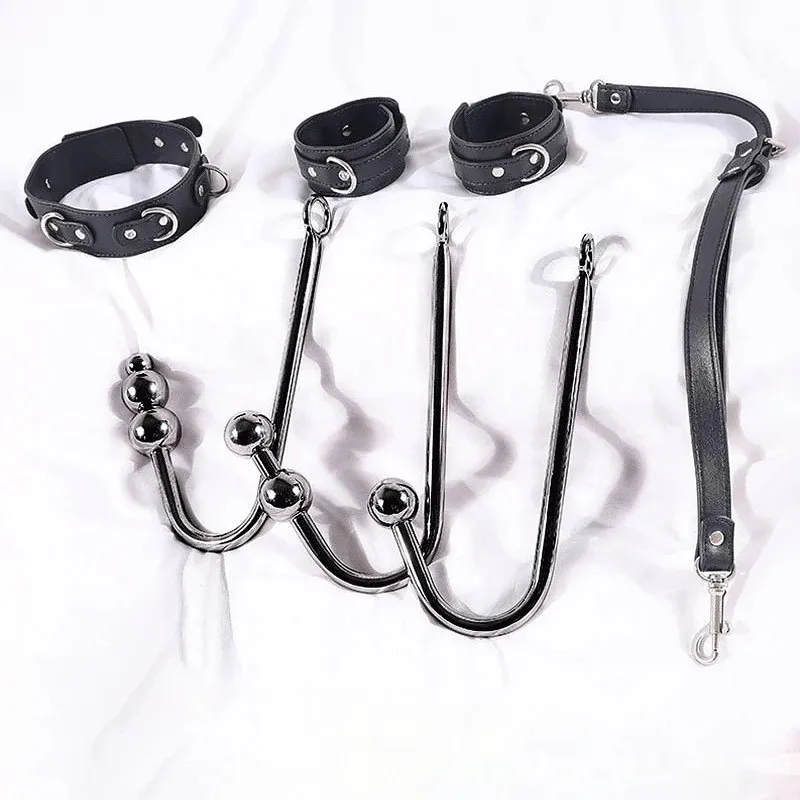 BDSM Kit de parejas sexuales alternativas Gancho anal de metal Arnés Collar Bondage Esposas Juguetes sexuales para mujeres Accesorio de sadomasoquismo 240130