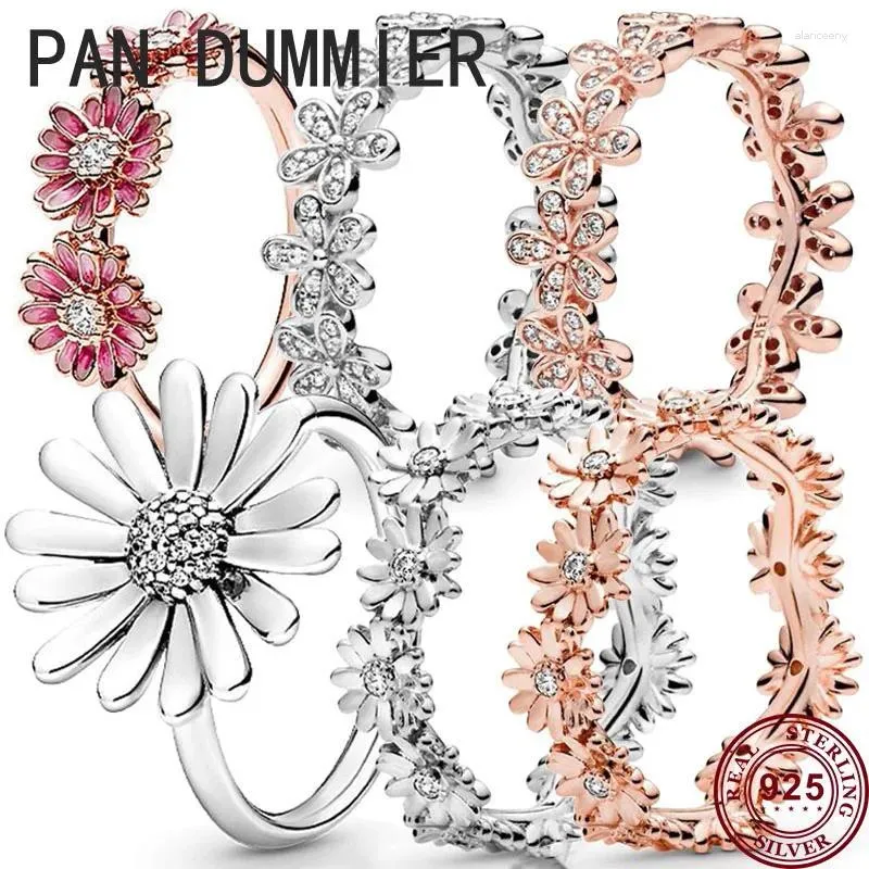 Küme Yüzükleri 925 Sterling Gümüş Zarif Daisy Koleksiyonu Çiçek Kadın Logo Yüzüğü Düğün Yüksek Kaliteli Moda Diy Cazibesi Takı