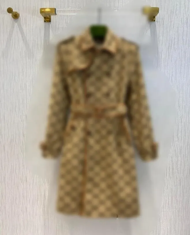 Herbst Damen Trenchcoats Designer Luxus Frauen Windjacke Körper Brief drucken Jacke lose Gürtel Mantel weibliche beiläufige lange Trenchs Mantel