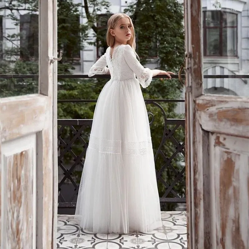 Abiti da ragazza Fiore bianco Bohemien per applicazioni di pizzo da sposa Una linea Abiti da spettacolo per bambini Abito da prima comunione a maniche lunghe