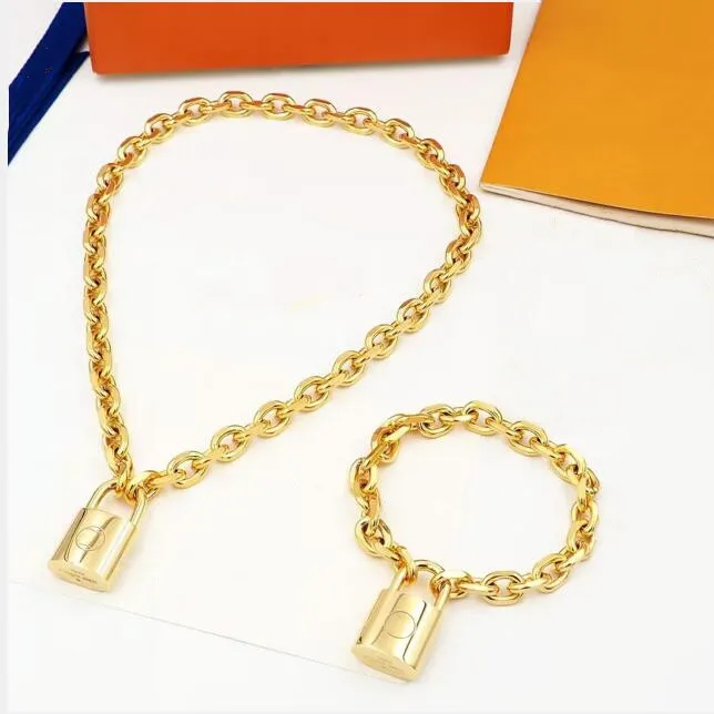 con scatola Catene cubane Gioielli di marca per ciondoli Uomo Donna Girocolli Hip Hop Collane punk Catena grossa Collana con ciondolo in oro Sier Lock Bracciali louiselies vittonlies