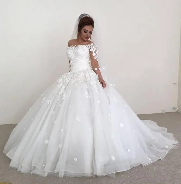 2024 Vintage Ball Gown Wedding Dresses Off Shoulder Lace Appliques Hand Made Flowers Long Sleeves Organza Sweep Train Formal Plus Size Bridal Gowns