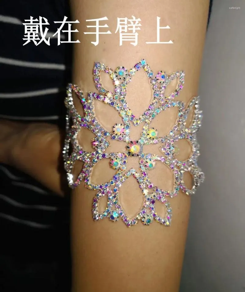 Stage Wear Crystal Rhinestone Arm Cablatura Slave Catena Cuffi braccialetti Bracciale Bracciale Bracciale Floreale Decorazione Flore