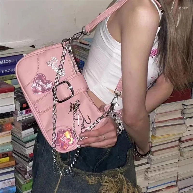 Kvällspåsar 2024 Fashion Chain Crossbody Hand Bag Woman Love Sweet Underarm Women Messenger Handväskor Girls Patchwork Solid Hip-Hop