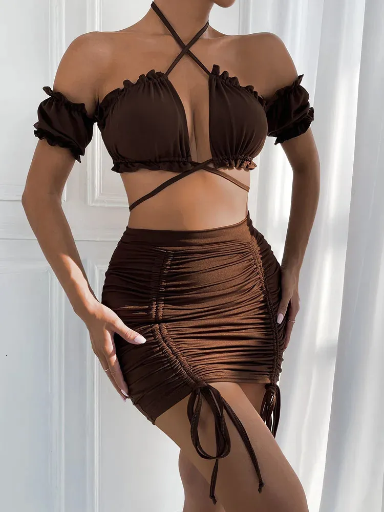 Fairyshely 2 pièces Sexy à volants Mini robe ensemble marron haut court jupes d'été costumes moulante femmes fête serré costume court 240124