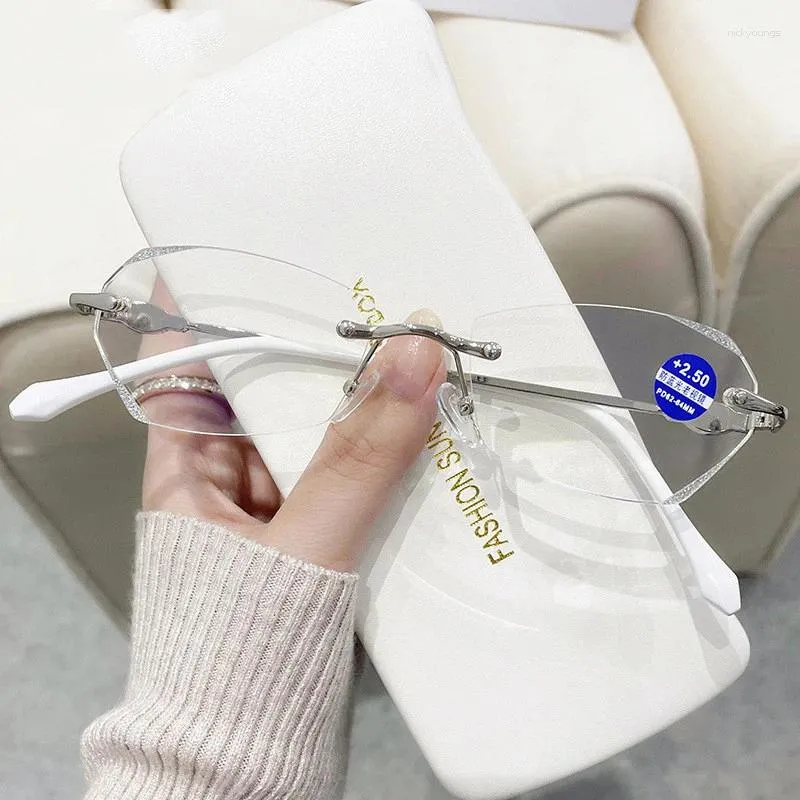 サングラスファッションリムレスリーディングメガネメンズレミスラグジュアリーデザインダイヤモンドカットプレスビア反ブローライト光学スペクトル眼鏡