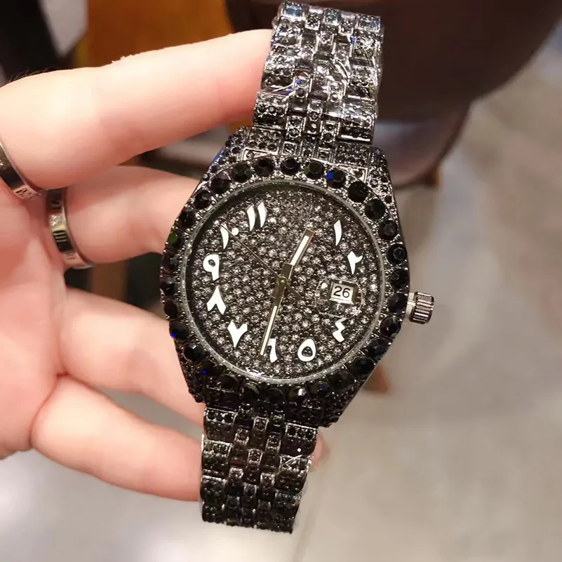 Novo relógio masculino boutique cheio de diamantes movimento de quartzo com calendário 43mm AAA