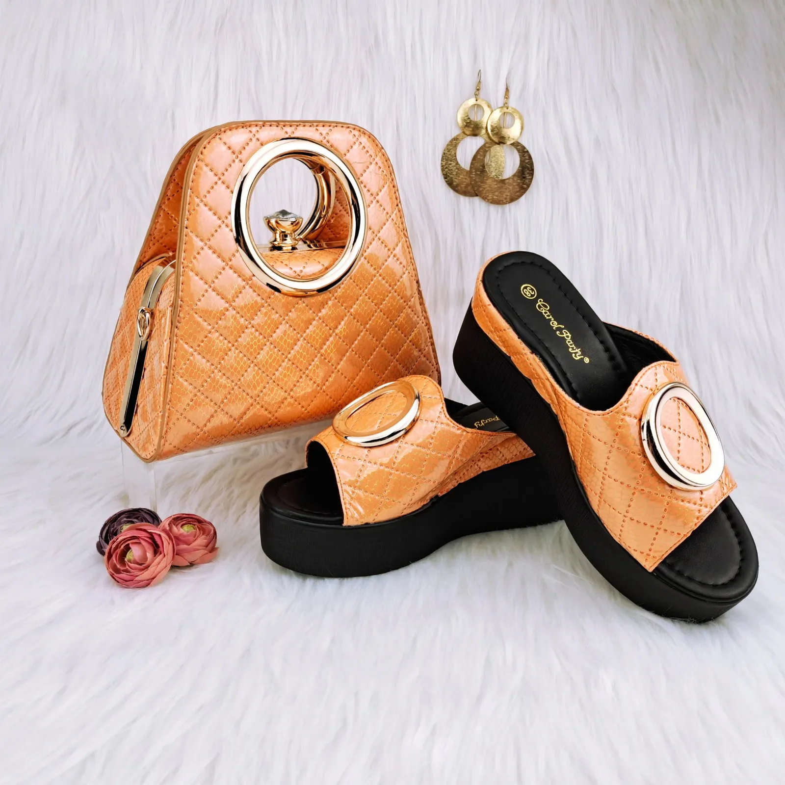 QSGFC Autunno Colore Arancione Elegante Semplice Versatile Rotondo Decorazione in Metallo Sandali da Donna Suola Comoda Scarpe e Borse Set 240130