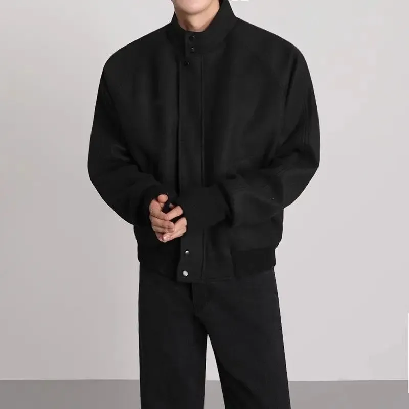 Черные универсальные шерстяные куртки с воротником-стойкой для мужчин, осенняя свободная в корейском стиле модная высококачественная однотонная куртка в стиле ретро 240125