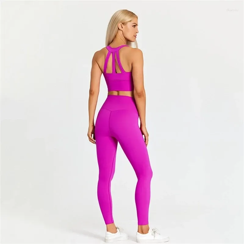 Tanks pour femmes NWT 2 pièces Yoga Sporst Set Gym Fitness Ensembles en nylon brossé taille haute Leggings avec soutien-gorge de sport entraînement