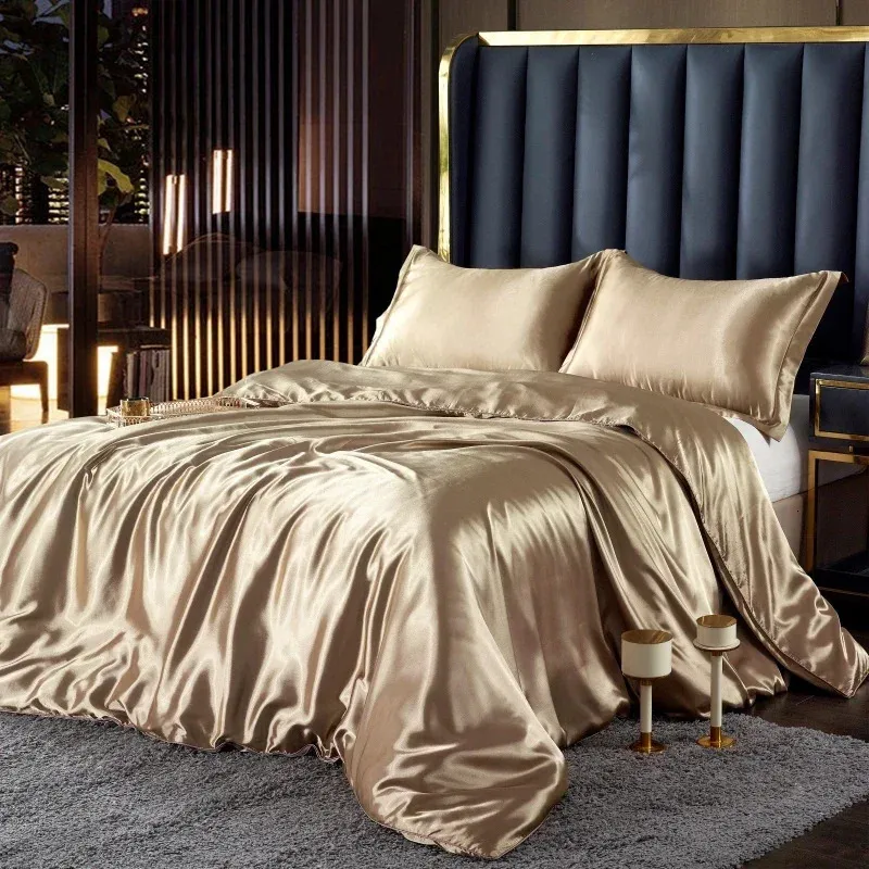 Ensemble de literie en soie nordique avec housse de couette drap de lit taie d'oreiller Couple de luxe simple Double été 1/2 personnes drap de lit solide 240127