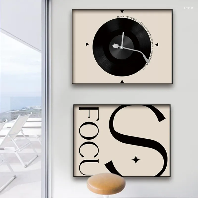 Wandklokken Minimalistische Morandi-kleurenklok Franse crèmestijl Engelse briefposter Lichte luxe elektrische meterkast hangend horloge